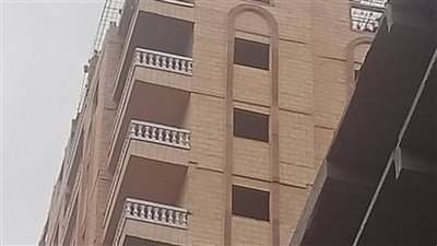 إزالة دور فقط رغم تنبية المحافظ بازاله الي سطح الأرض 