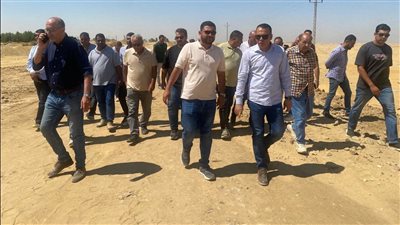 رئيس جهاز أكتوبر يتفقد مشروعات الطرق والمرافق بالحزام الأخضر