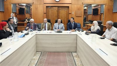 «القابضة للمياه» وجامعة عين شمس تبحثان تعزيز الشراكة