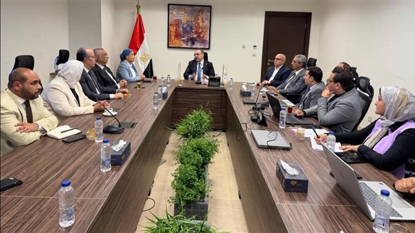 اجتماع الامانة الفنية للقومي للاعلانات    
