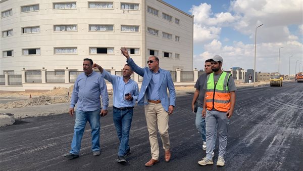 رئيس جهاز العبور يتابع أعمال رصف وتطوير الطرق    